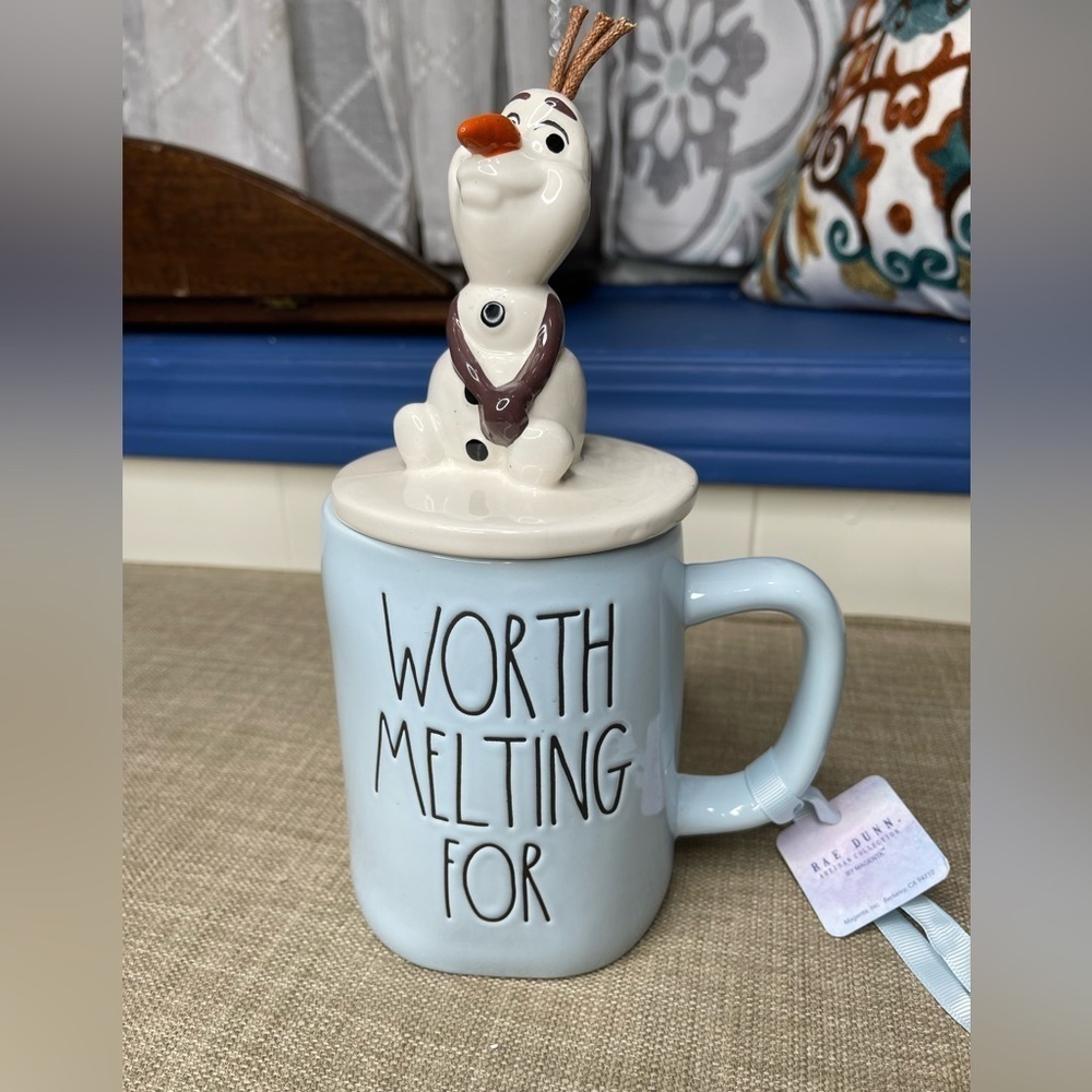 New! RAE DUNN Blue OLAF Snowman Frozen WORTH MELTING FOR Topper Ceramic MUG